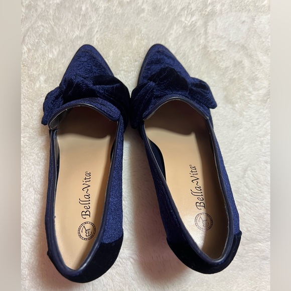 Bella Vita Galla II Blue Velvet Slip On Pumps Size 8 M - Picture 9 of 9
